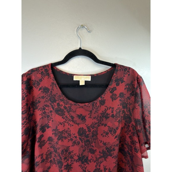 Michael Kors Short Sleeved Scoopneck Red/Black Floral Blouse Size XL - Picture 3 of 8